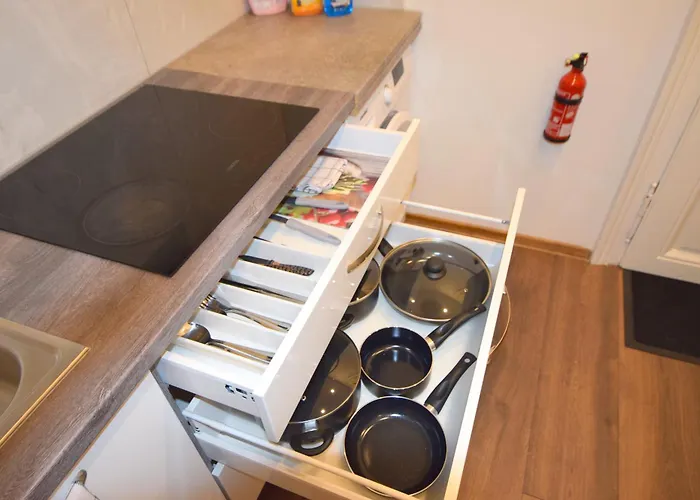 Cozy Apartments In Central Location With Free Parking